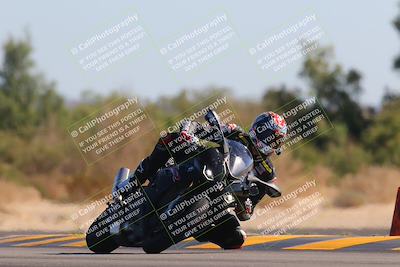 media/Nov-06-2022-SoCal Trackdays (Sun) [[208d2ccc26]]/Turn 7 Set 2 (1050am)/